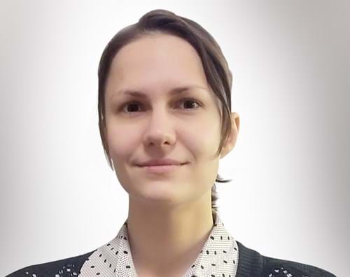 Полина Савинкова